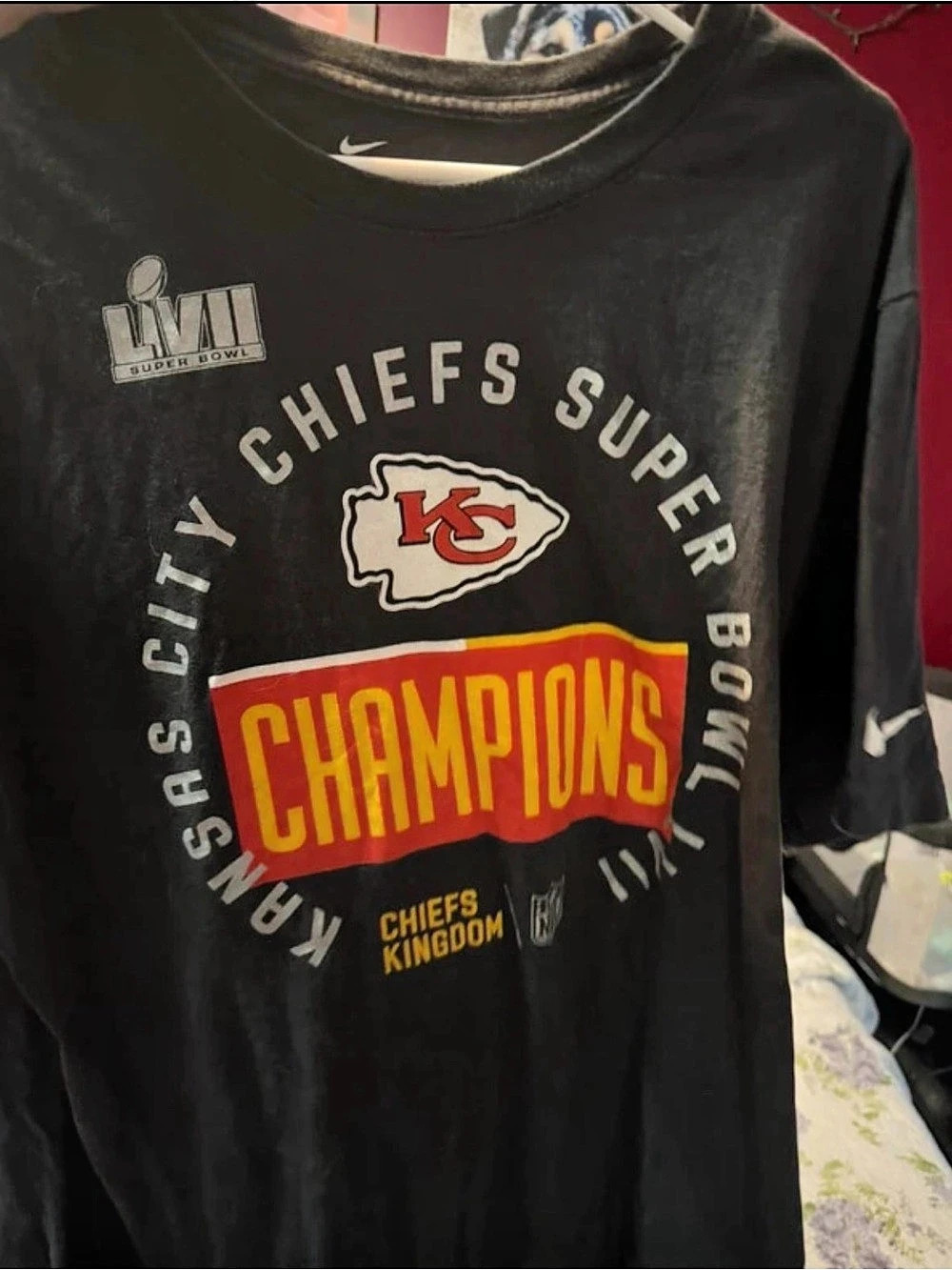 Nike Chiefs Super Bowl Champions Graphic Tee in Black